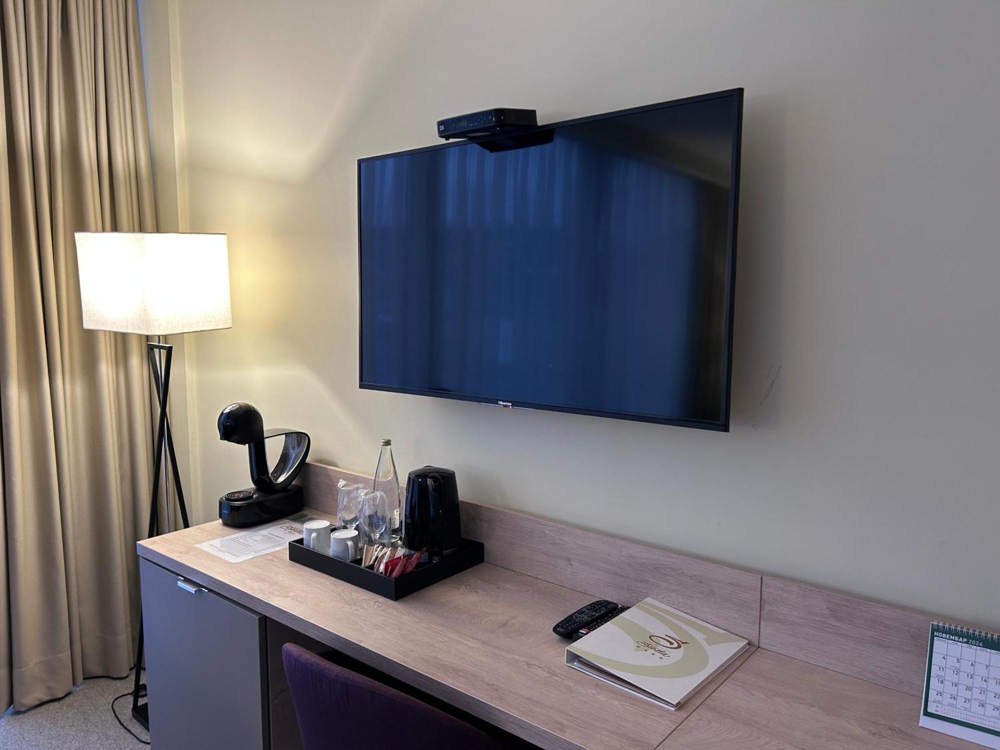 Hotel Siesta อูชิเซ ภายนอก รูปภาพ