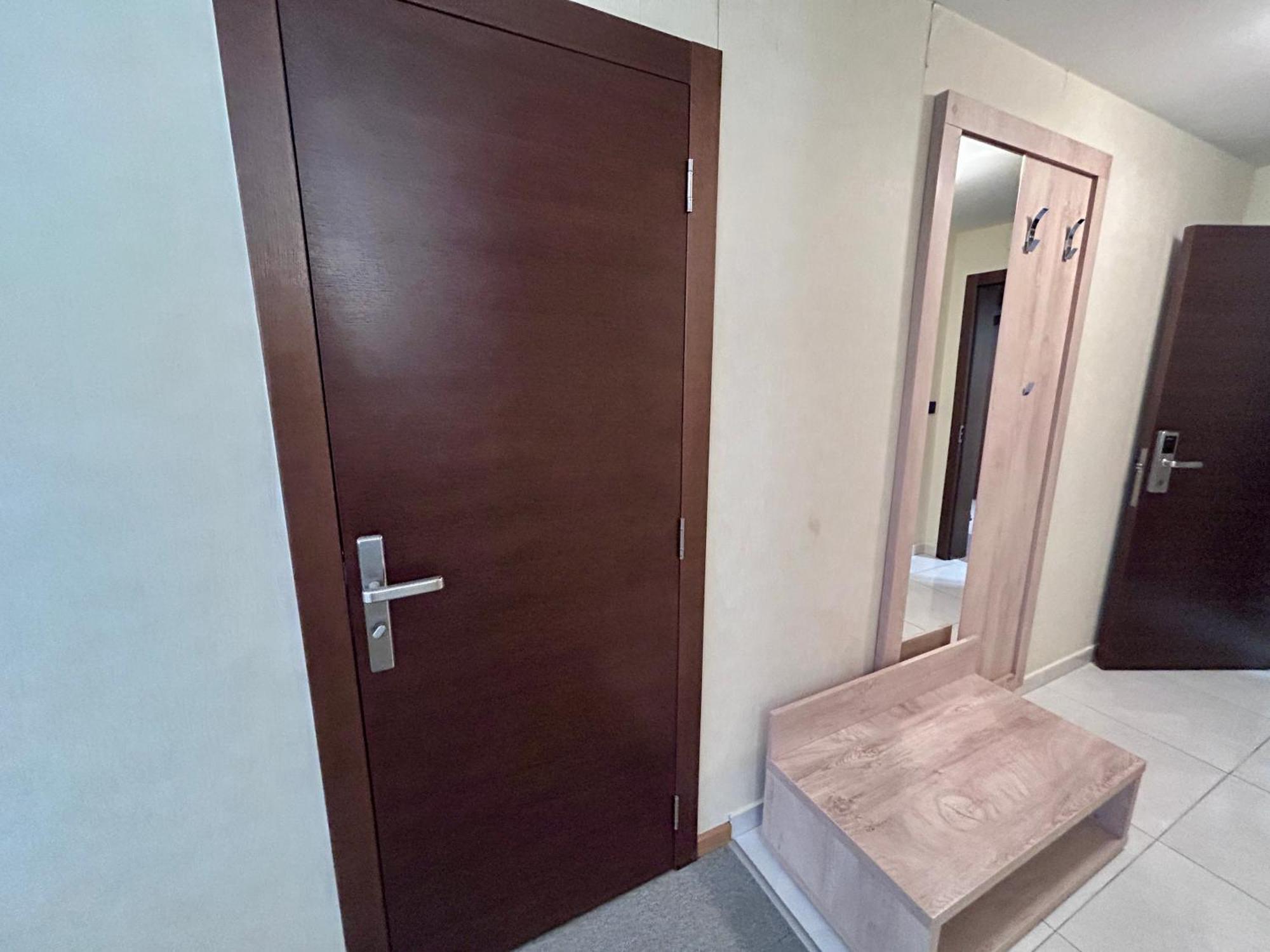 Hotel Siesta อูชิเซ ภายนอก รูปภาพ